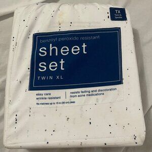 NIP Twin XL Sheet Set - Flat Sheet, Fitted Sheet & Pillowcase Acne Med Resistant